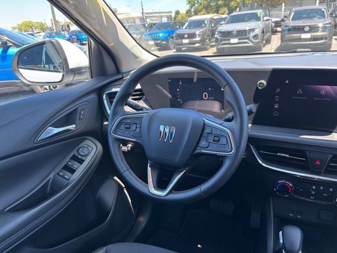Used 2026 Buick Encore GX Preferred FWD image 31