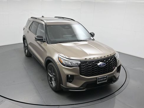 New 2026 Ford Explorer ST w/ Sun And Sound Package AWD/4WD image 34