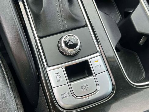 Used 2023 Kia Telluride LX image 29