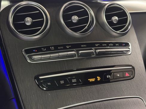 Used 2022 Mercedes-Benz GLC 300 4MATIC image 30