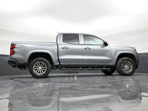 Used 2025 Chevrolet Colorado W/T w/ Advanced Trailering Package image 25