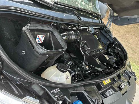 Used 2019 Mercedes-Benz Sprinter 144 image 64