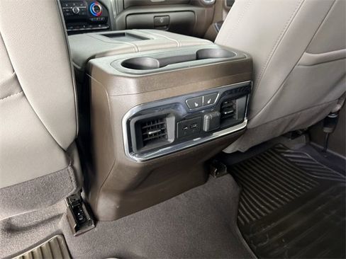 Used 2021 Chevrolet Silverado 3500 LTZ w/ LTZ Premium Package image 21
