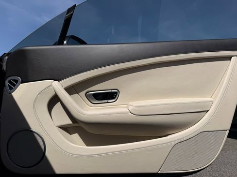 Used 2013 Bentley Continental GT image 29