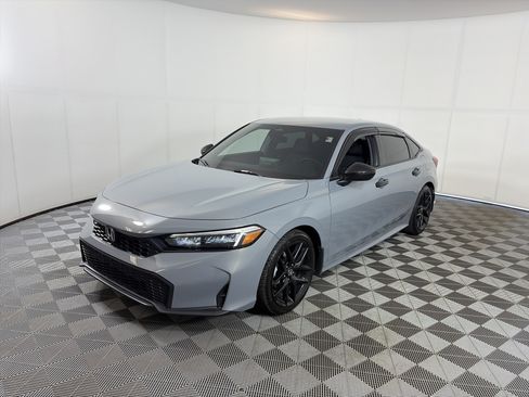 Used 2026 Honda Civic Sport image 2