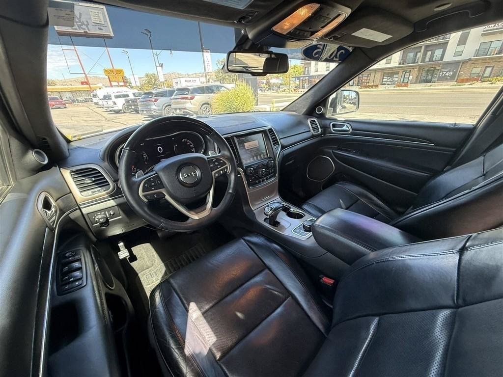 Used 2015 Jeep Grand Cherokee Summit w/ Platinum Series Group AWD/4WD image 20