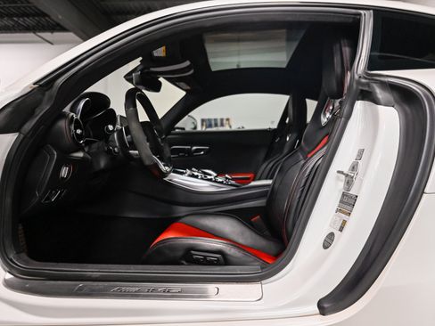 Used 2016 Mercedes-Benz AMG GT S image 8