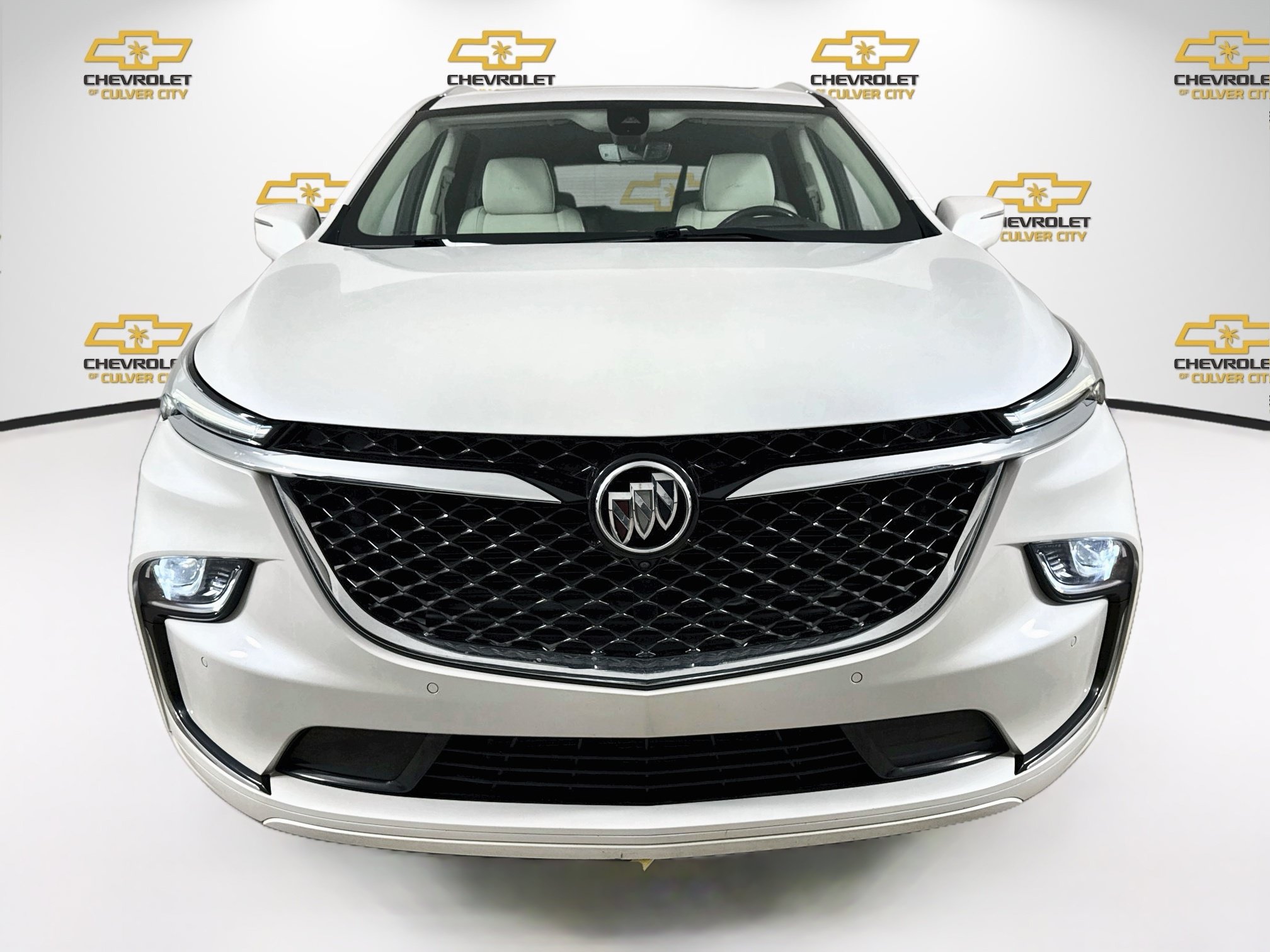 Used 2023 Buick Enclave Avenir w/ Trailering Package, 5000 lbs. AWD/4WD image 2