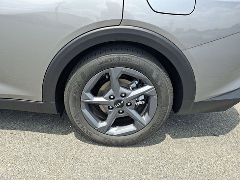 New 2026 Kia K4 FWD image 5