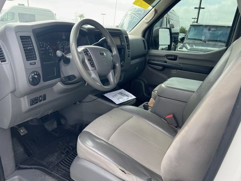 Used 2019 Nissan NV 2500 SV w/ Navigation Package image 8