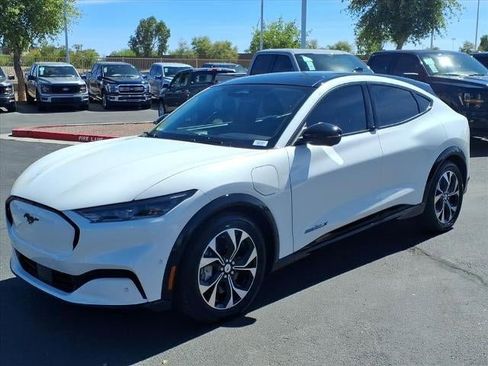 Used 2021 Ford Mustang Mach-E Premium image 8