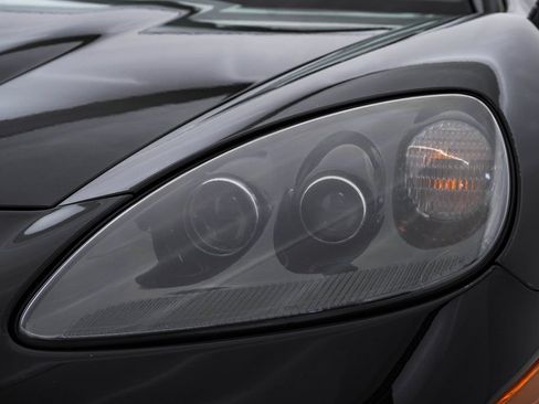 Used 2007 Chevrolet Corvette Coupe w/ Preferred Equipment Group RWD image 7