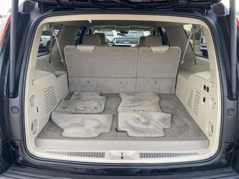 Used 2020 Cadillac Escalade ESV Luxury image 45