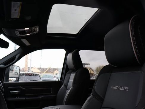 Used 2025 RAM 2500 Laramie image 32