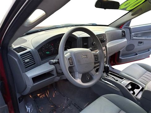 Used 2006 Jeep Grand Cherokee Laredo image 9