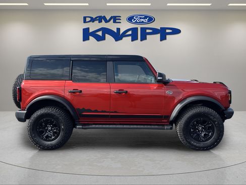 Used 2024 Ford Bronco Wildtrak AWD/4WD image 8