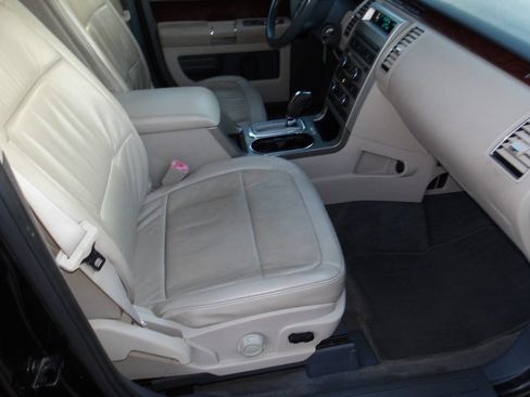 Used 2009 Ford Flex SEL image 20