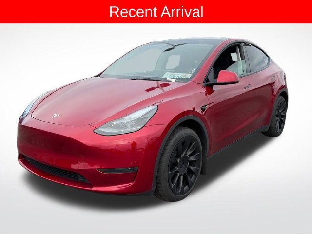 Used 2024 Tesla Model Y 2WD image 8