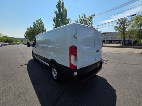 Used 2021 Ford Transit 250 Low Roof RWD image 7