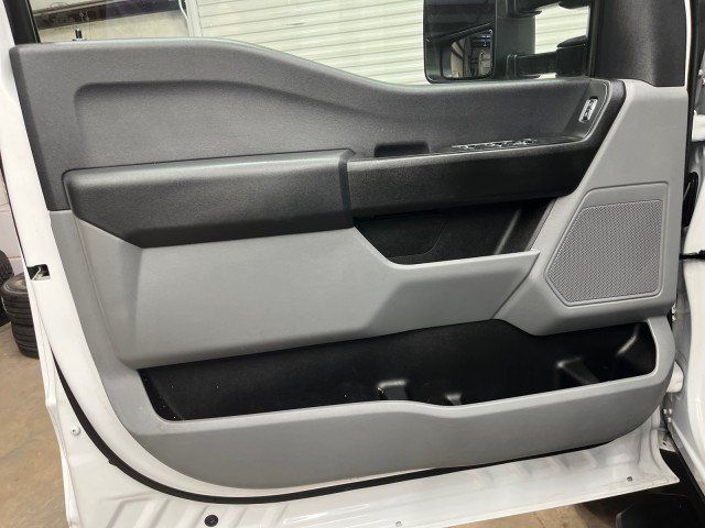 Used 2024 Ford F550 4x4 Crew Cab Super Duty image 26