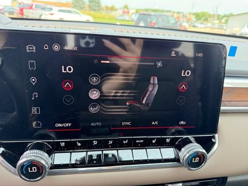 New 2026 GMC Canyon Denali w/ LPO, Denali Black Edition AWD/4WD image 28