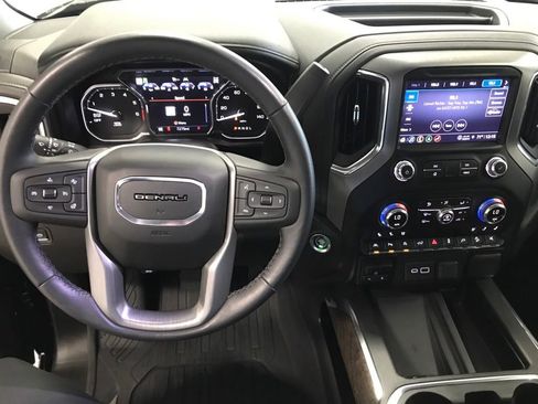 Used 2021 GMC Sierra 1500 Denali w/ Denali Ultimate Package AWD/4WD image 16
