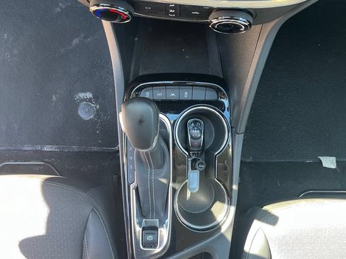 Used 2025 Buick Encore GX Preferred AWD/4WD image 25