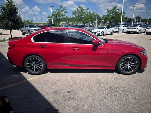 Used 2020 BMW 330i xDrive Sedan w/ Convenience Package AWD/4WD image 4