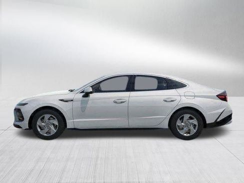 New 2026 Hyundai Sonata SE FWD image 3