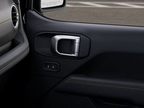 New 2026 Jeep Wrangler Unlimited Sahara AWD/4WD image 25