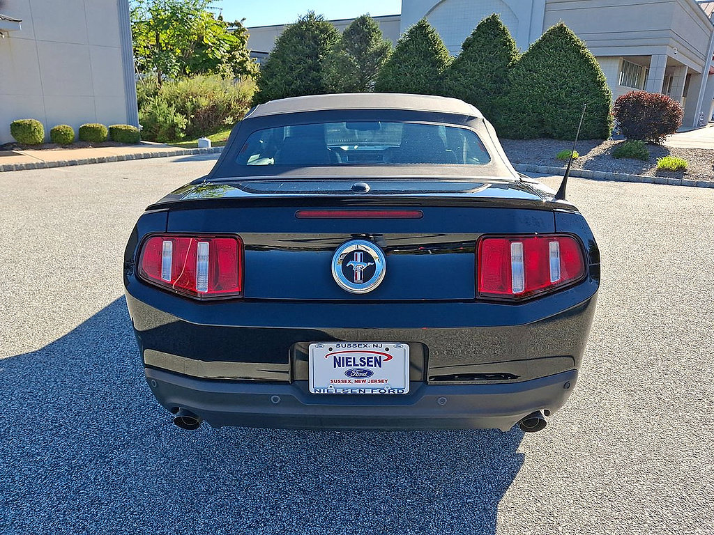 Used 2012 Ford Mustang Premium RWD image 22
