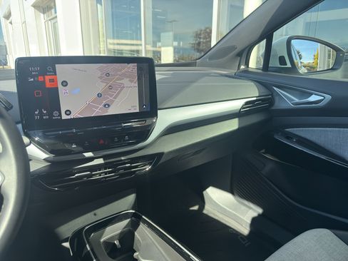 Used 2023 Volkswagen ID.4 Pro image 13