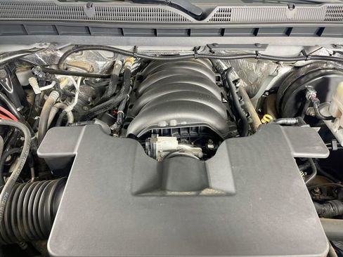 Used 2018 Chevrolet Silverado 1500 LT AWD/4WD image 29
