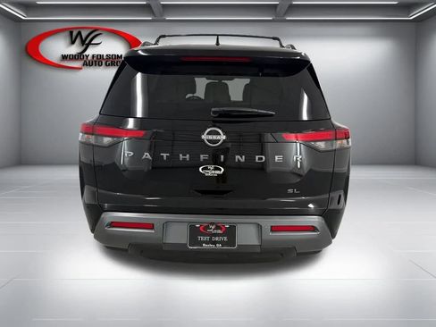 New 2026 Nissan Pathfinder SL FWD image 7