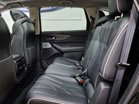 Used 2025 Acura MDX SH-AWD w/ Advance Package image 17