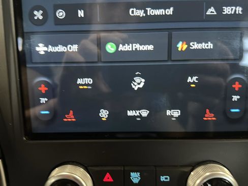 Certified 2022 Ford Edge SEL image 23