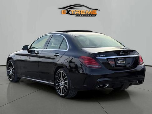 Used 2015 Mercedes-Benz C 300 4MATIC Sedan image 4