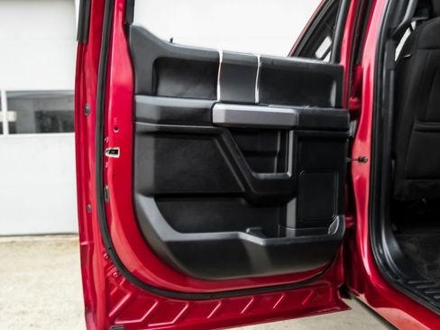 Used 2018 Ford F150 XLT w/ Equipment Group 302A Luxury AWD/4WD image 42