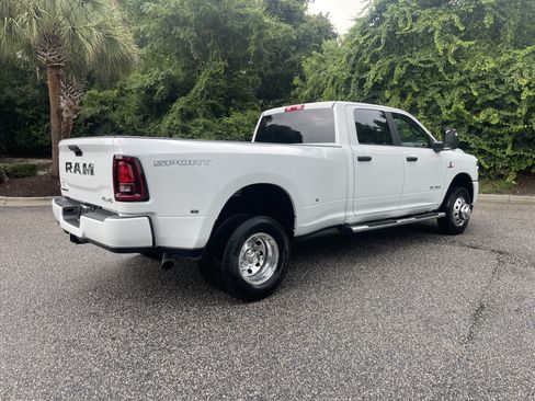 Used 2026 RAM 3500 Big Horn AWD/4WD image 9