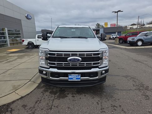 Used 2024 Ford F250 XLT w/ FX4 Off-Road Package image 8