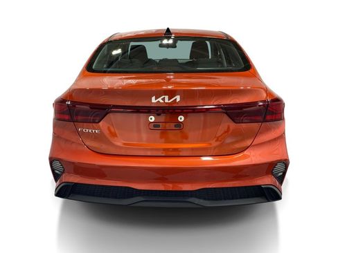 Used 2023 Kia Forte LXS FWD image 3