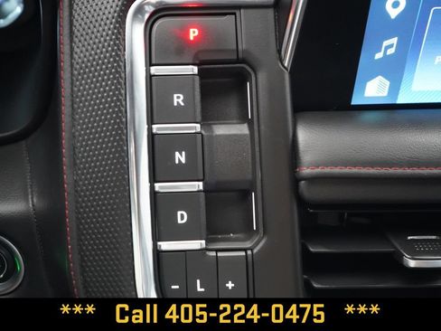 Used 2022 Chevrolet Suburban RST w/ Sport Performance Package AWD/4WD image 37