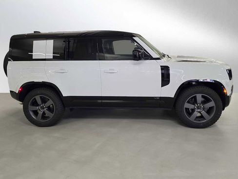 New 2026 Land Rover Defender 110 V8 AWD/4WD image 6