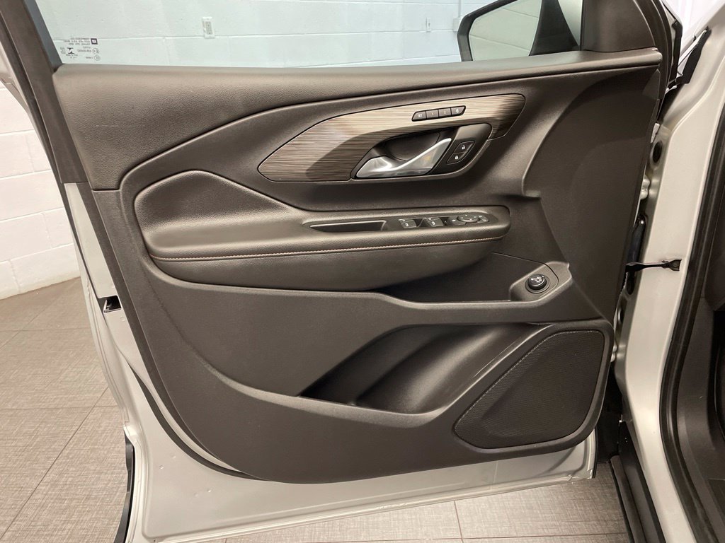 Used 2019 GMC Terrain SLT w/ Preferred Package FWD image 15
