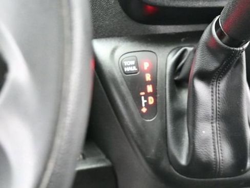 Used 2024 RAM ProMaster 2500 w/ Convenience Group FWD image 20
