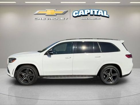 Used 2022 Mercedes-Benz GLS 450 4MATIC image 2