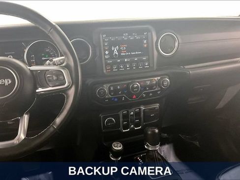Used 2021 Jeep Wrangler Unlimited Sahara w/ Cold Weather Group AWD/4WD image 12