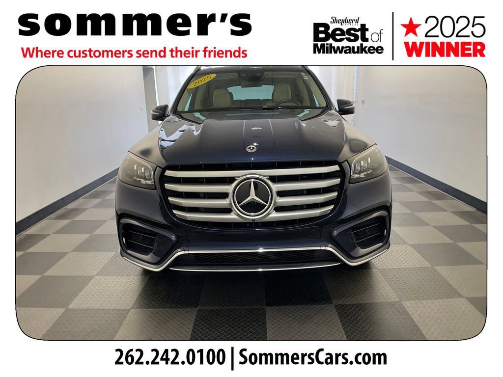 Used 2025 Mercedes-Benz GLS 450 4MATIC image 8