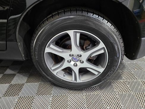 Used 2012 Volvo XC60 T6 R-Design image 36