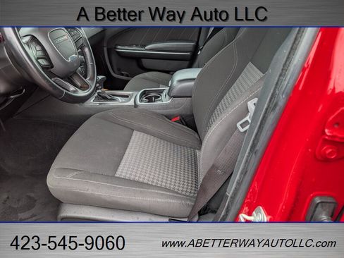 Used 2023 Dodge Charger SXT RWD image 16